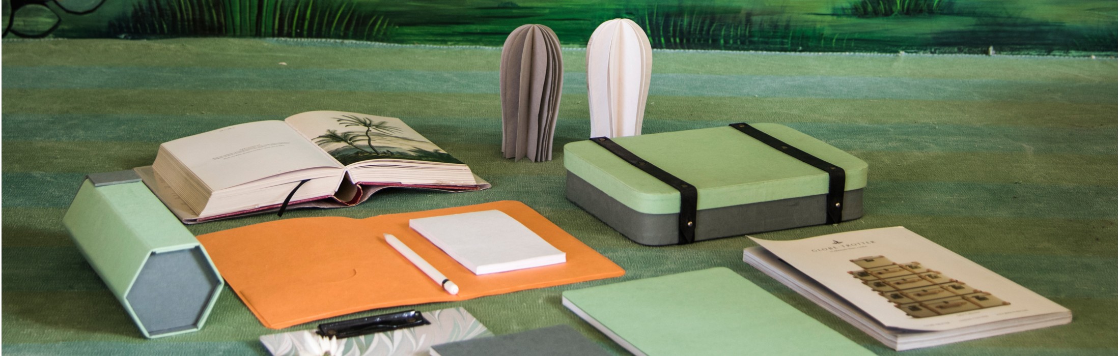 Pillow boxes Pillow boxes