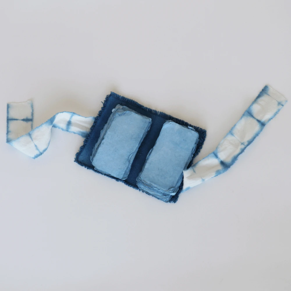 ARTIST'S  INDIGO PAPER BUNDLE