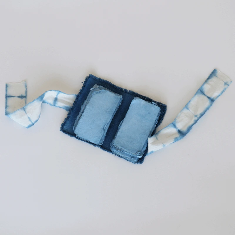 ARTIST'S  INDIGO PAPER BUNDLE